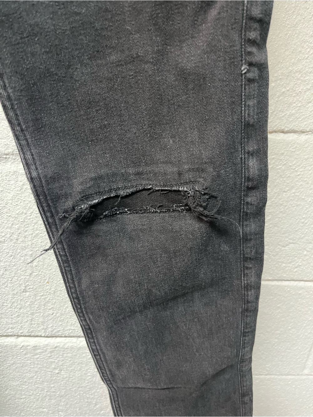 abercrombie kids Black Straight Jeans with Knee Detail - Picture 2 of 6